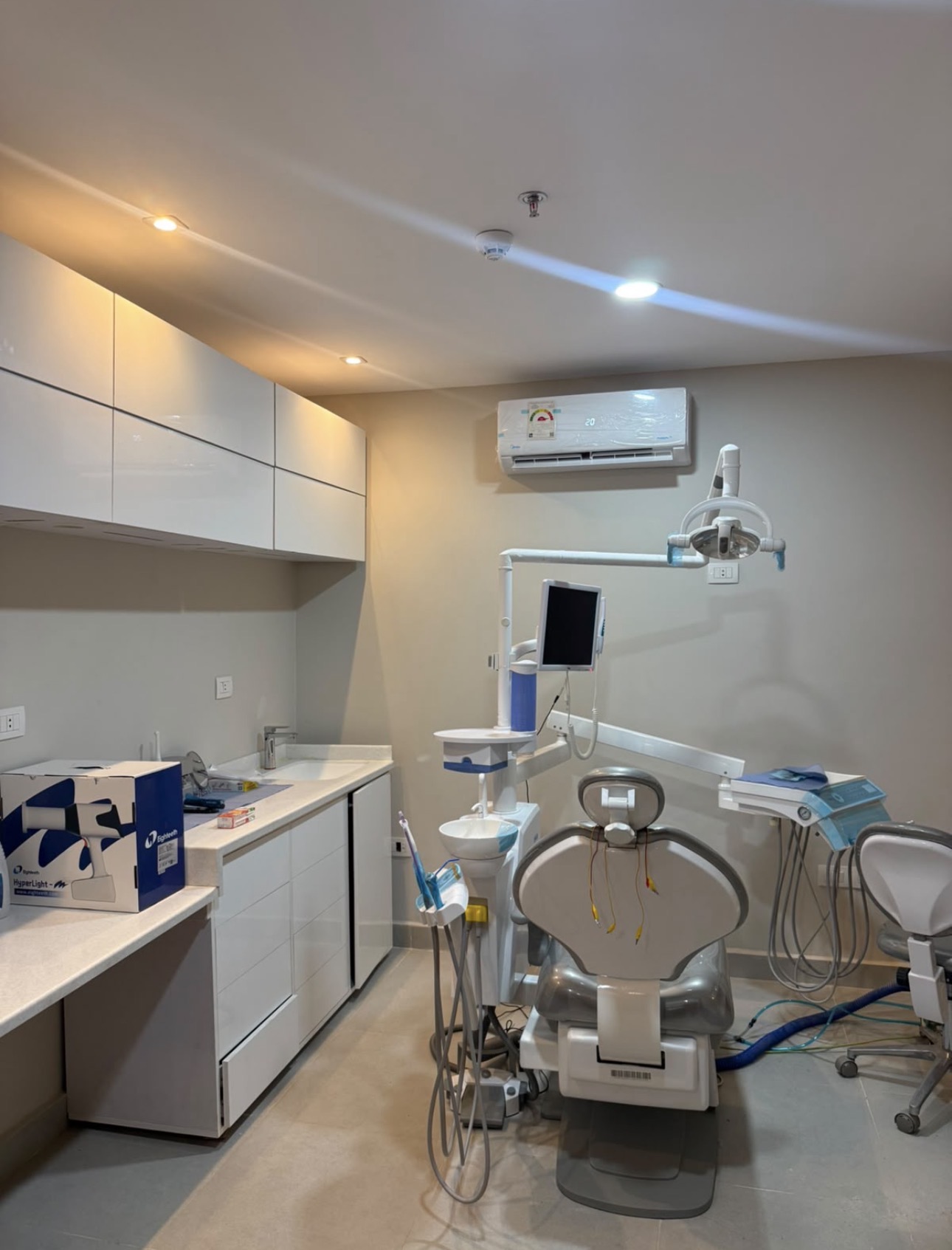 Dental clinic facilities